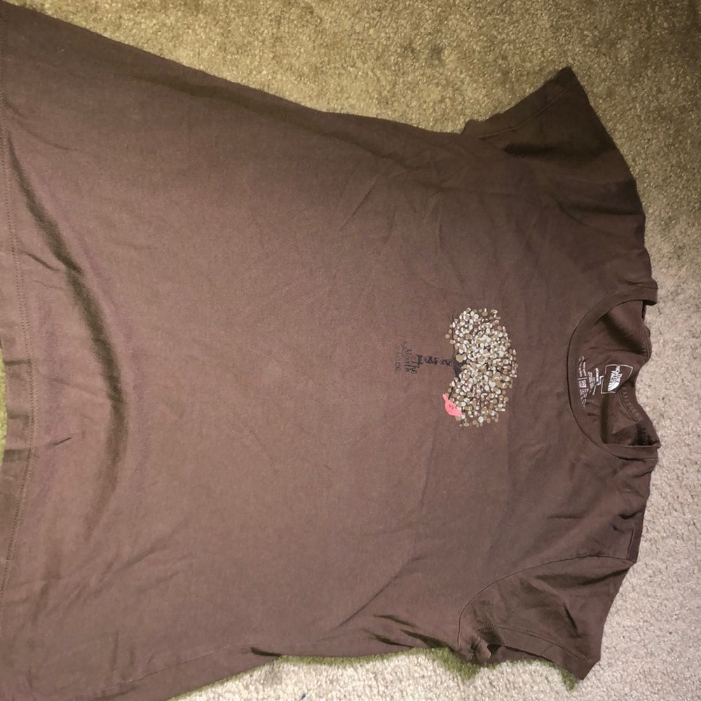 Great condition North Face tee